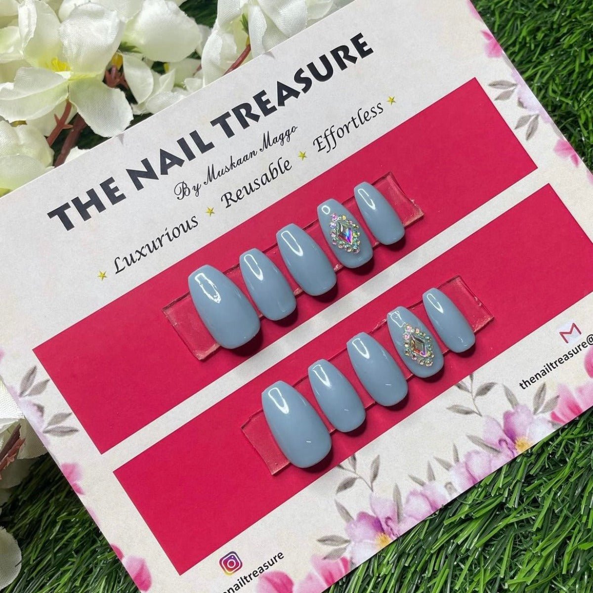 Subtle Stoned Press on nails by the nail treasure.