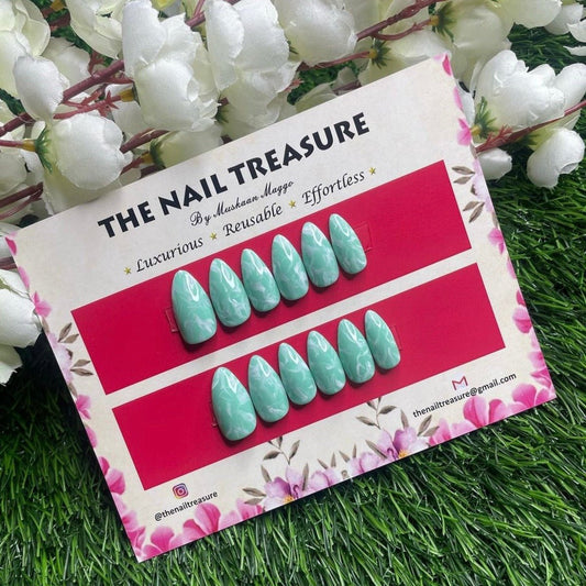 Minty - A marble art Fake nails set, These Press on nails designed on the base of mint shade colour.