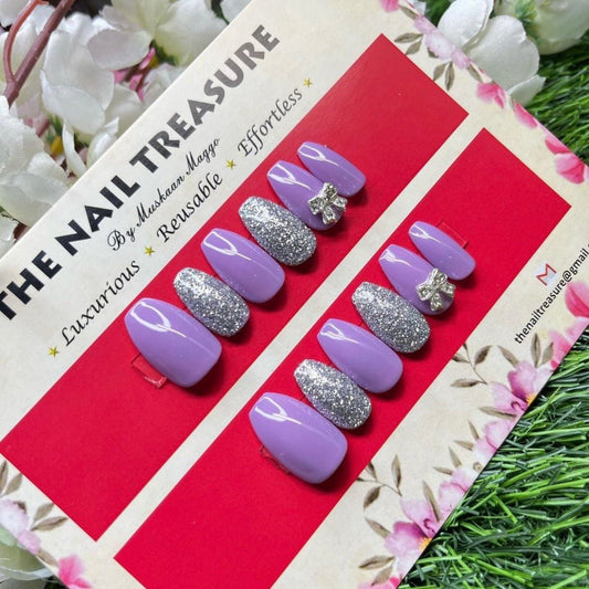 Lavender bliss, A masterpiece of luxurious design of the nail treasure collection. Get This royal fake nails design now.