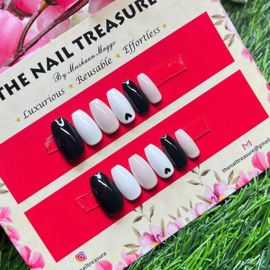 Baesic Fake Nails Set, Subtle design of press on nails.